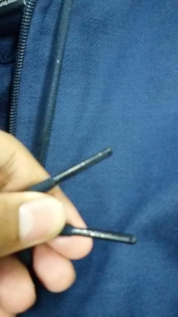 Hati-hati dengan agan Finzy si Penjual Jaket Ori Nike....