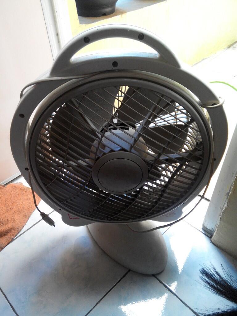 Beli sambil sedekah Kipas Angin Maspion
