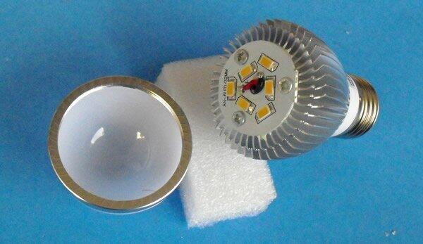 Jual LED: Bohlam,Downlight,Par-Spot,Plafon,Etalase,power supply,LED module,Floodlight