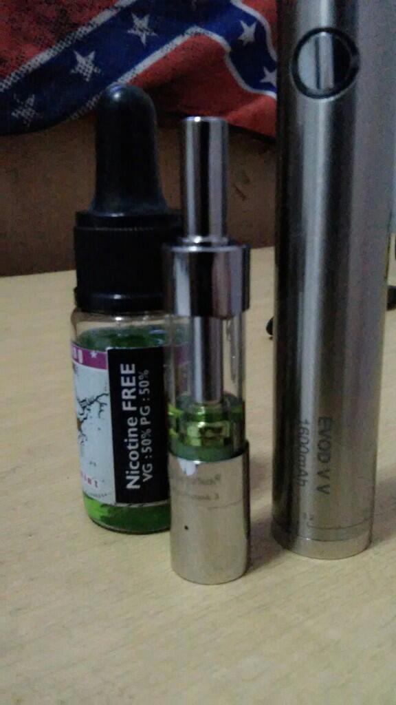 JUAL MURAH !! EVOD 1600 MAH + Minipro Tank 3