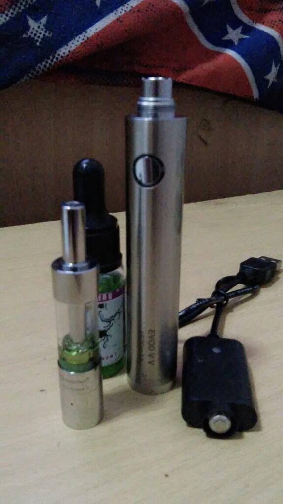 JUAL MURAH !! EVOD 1600 MAH + Minipro Tank 3