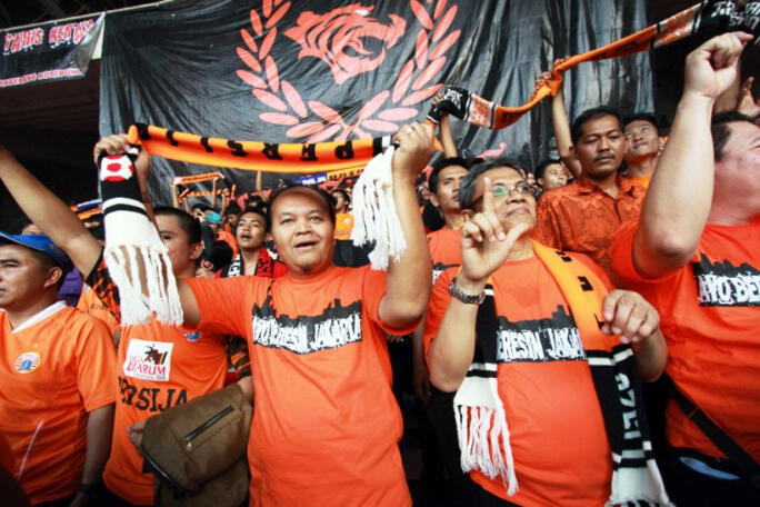Menghapus Stigma Negatif Supporter The Jakmania
