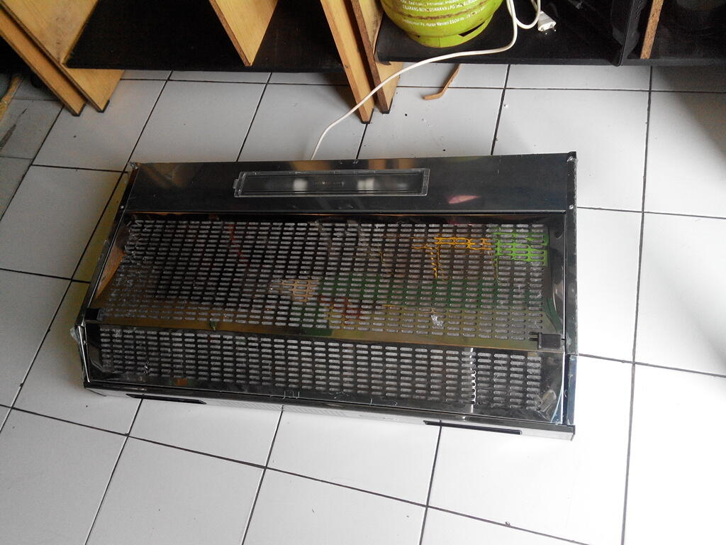 Terjual MODENNA COOKER HOOD HEXOS DAPUR SLIM MURAH LIKE NEW KASKUS