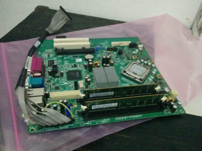 sell mobo dell optiplex 780 e93839 ga 0402+processors+ram