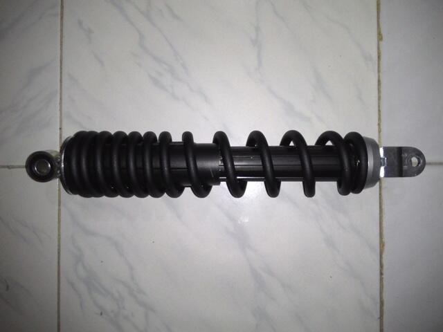 Jual Cakram, Shockbreaker, Ban Depan Belakang, Original Copotan Honda Beat FI