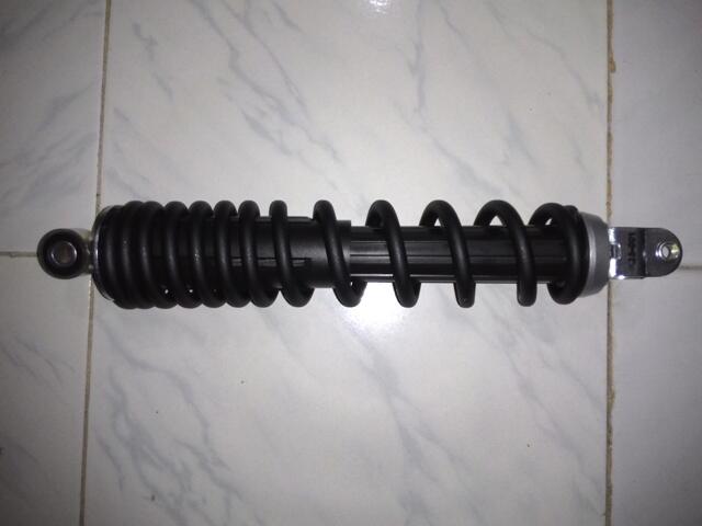 Jual Cakram, Shockbreaker, Ban Depan Belakang, Original Copotan Honda Beat FI