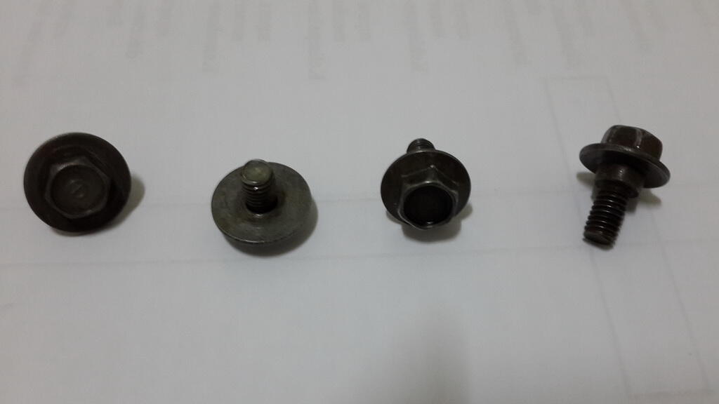Baut deck Vario 125 - honda Beat