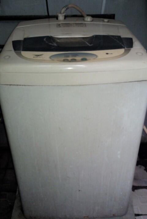 Mesin Cuci LG Top Loading (6,2Kg)