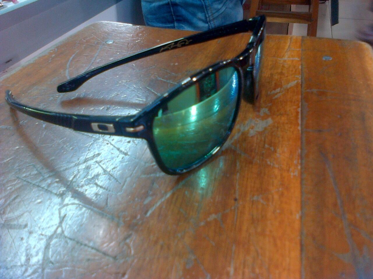 KACAMATA SUNGLASESS / FRAME OAKLEY HOLBROOK GARAGE ROCK DEVIATION MURAH