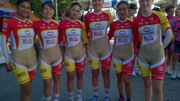 Seragam &quot;Camel Toe&quot; Team Balap Sepeda Perempuan Colombia Yang Ngak Banget