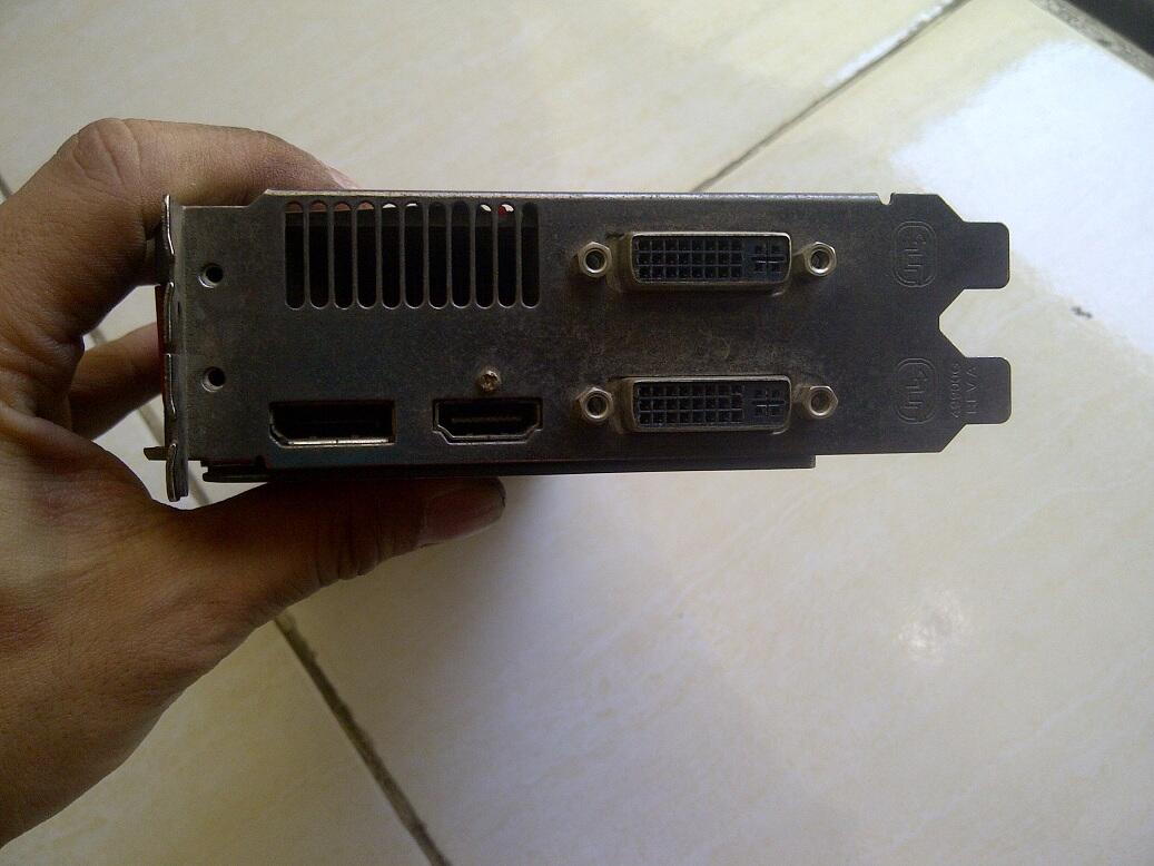 SAPHIRE HD 5870 BATA setara 6950 batangan, MURAH, KENCENG, REKBER, garansi, SAPPHIRE