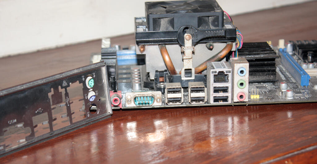 phenom x4 955 + mobo JW-A870T-UC3 muraah