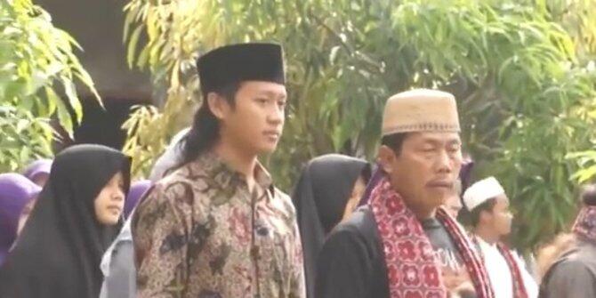 Gus Bombong, anggota DPRD Sragen termuda tolak nikmati gajinya