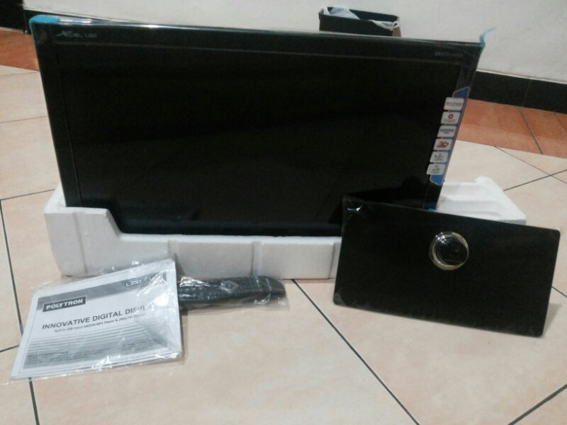 Polytron LED TV ( PLD 24D800 ) 24" BNIB harga Miring (bukan samsung, sony, dll)