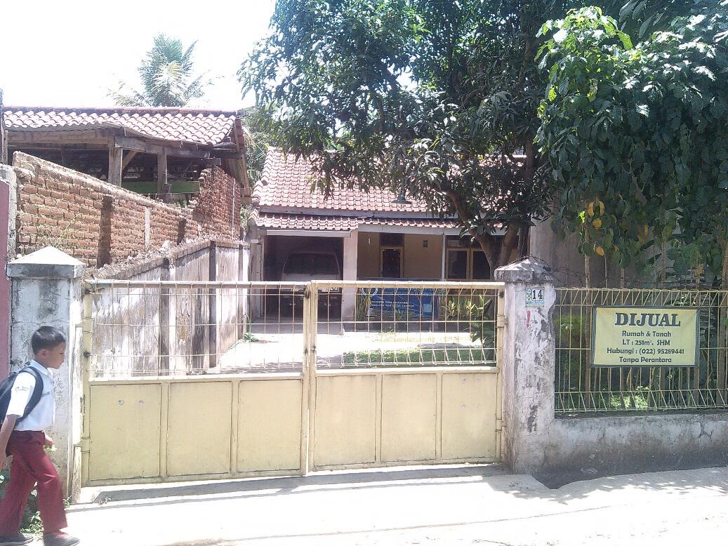 Rumah Kamarung Citeureup Cimahi Utara
