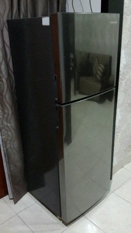 jual kulkas 2 pintu merk samsung kondisi mantabs