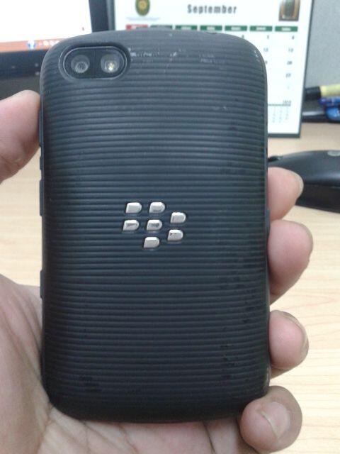 BB Samoa 9720 Batangan barter sama android ente (bogor)