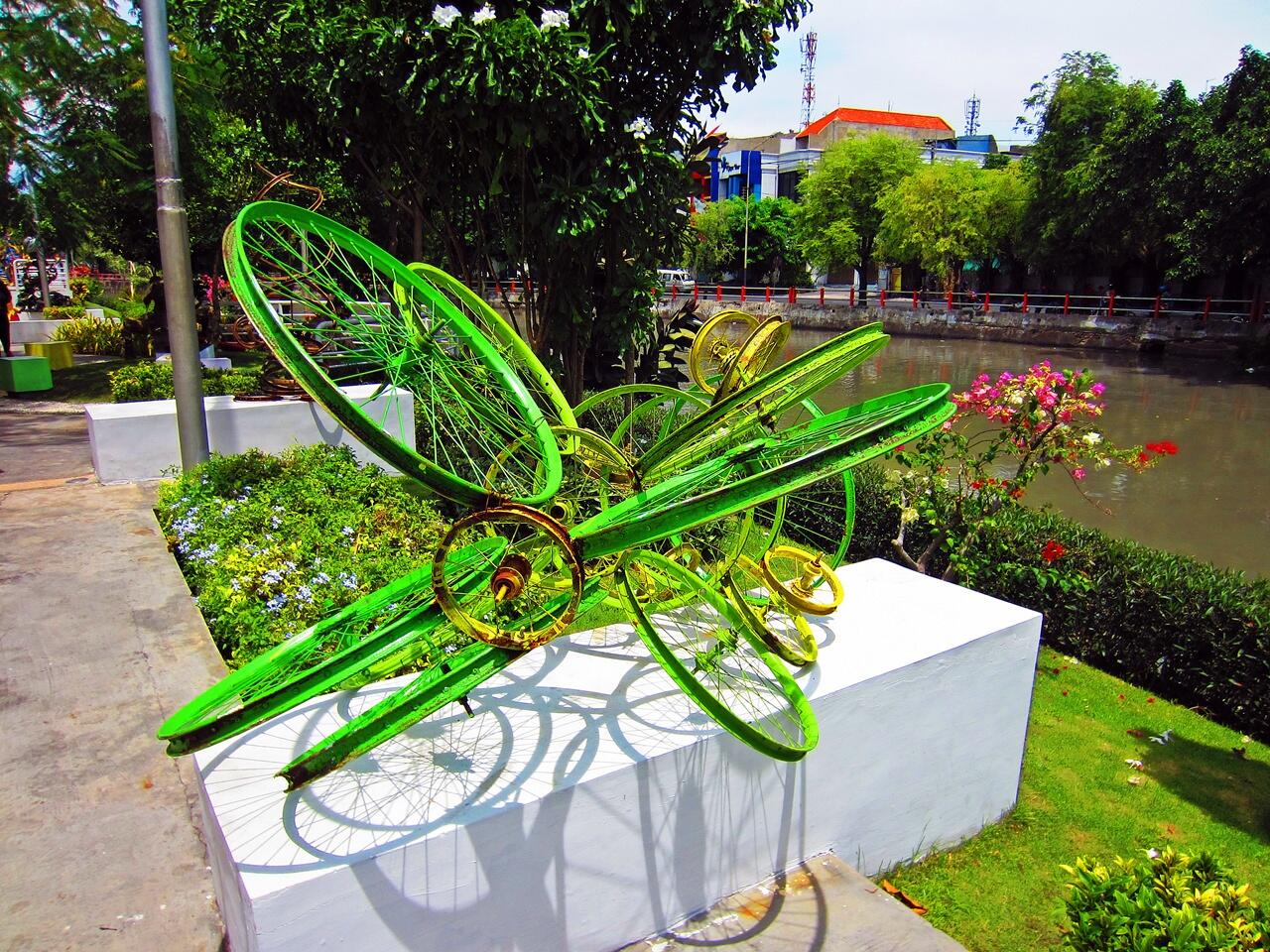 Inilah Taman Kota Tercantik Di Indonesia