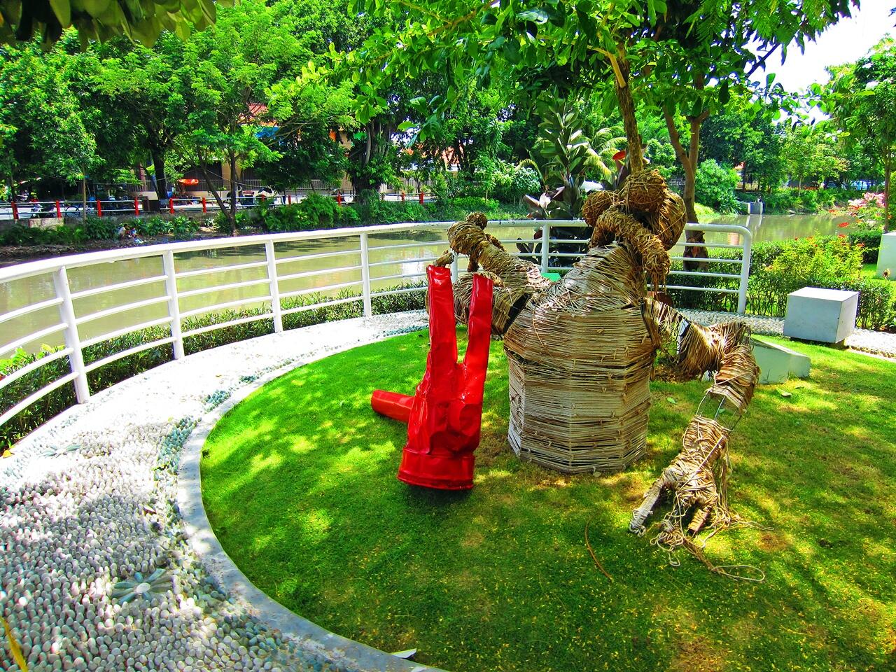 Inilah Taman Kota Tercantik Di Indonesia
