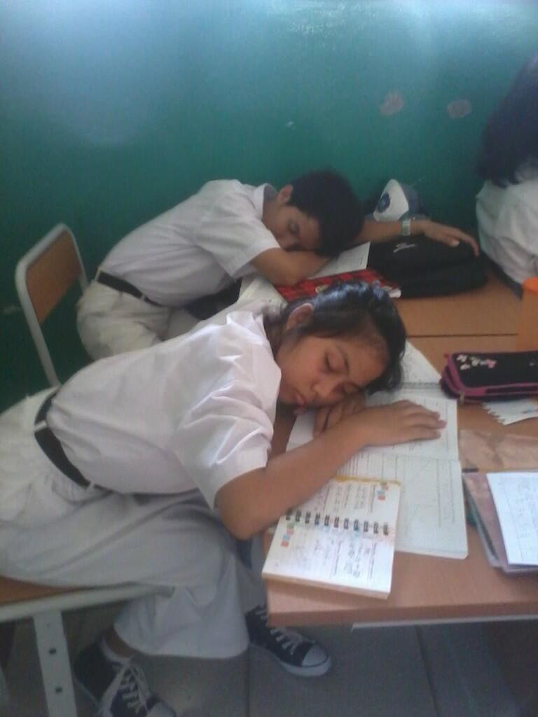 Hal yang lo sering lakuin waktu SMP dulu