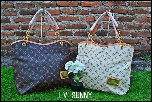 Rumah Grosir Lucu : Jual Aneka Dompet & Tas Branded All Under 100rb