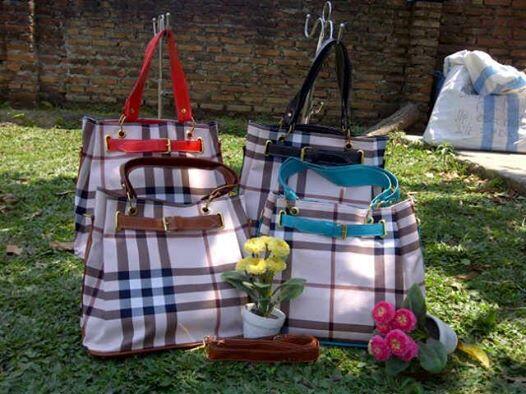 Rumah Grosir Lucu : Jual Aneka Dompet & Tas Branded All Under 100rb