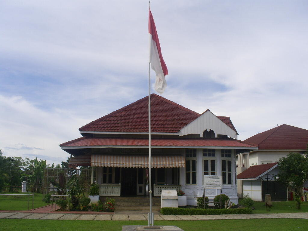 Masuk Gan ! bagi yang belum tahu dan belum pernah ke Kota/Provinsi Bengkulu.