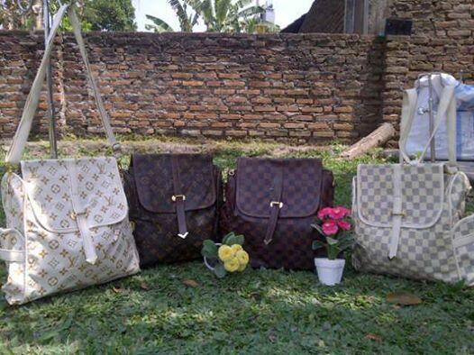 Rumah Grosir Lucu : Jual Aneka Dompet & Tas Branded All Under 100rb