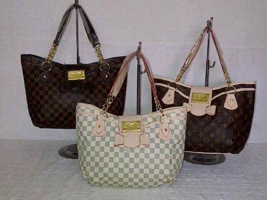 Rumah Grosir Lucu : Jual Aneka Dompet & Tas Branded All Under 100rb