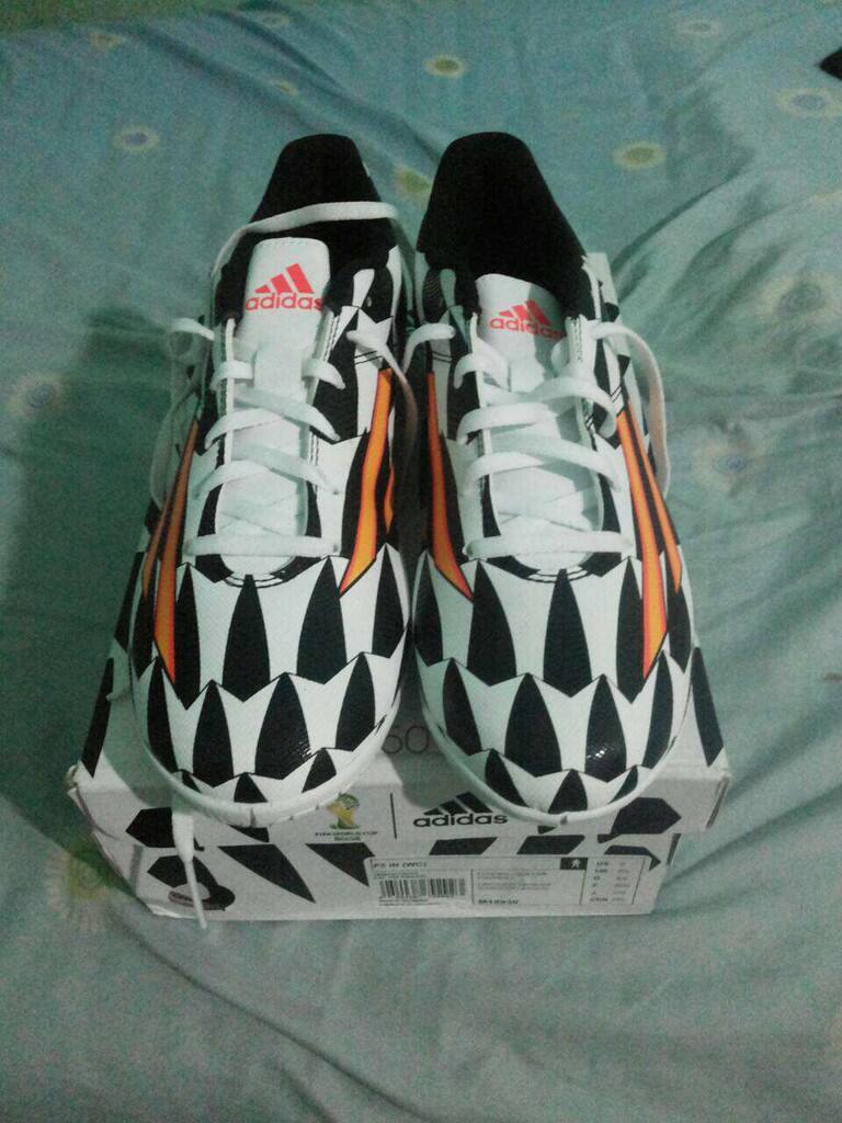 (WTS) Adidas F5 Worlc Cup Edition ORIGINAL