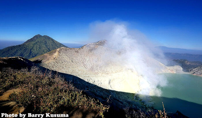 Travels to Hell: inside Indonesia's Ijen volcano.