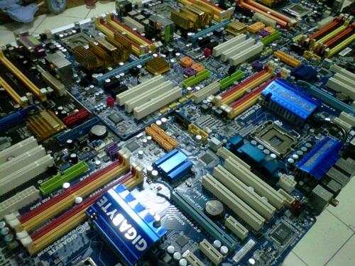 Beberapa Mobo M3 dan Intel 775