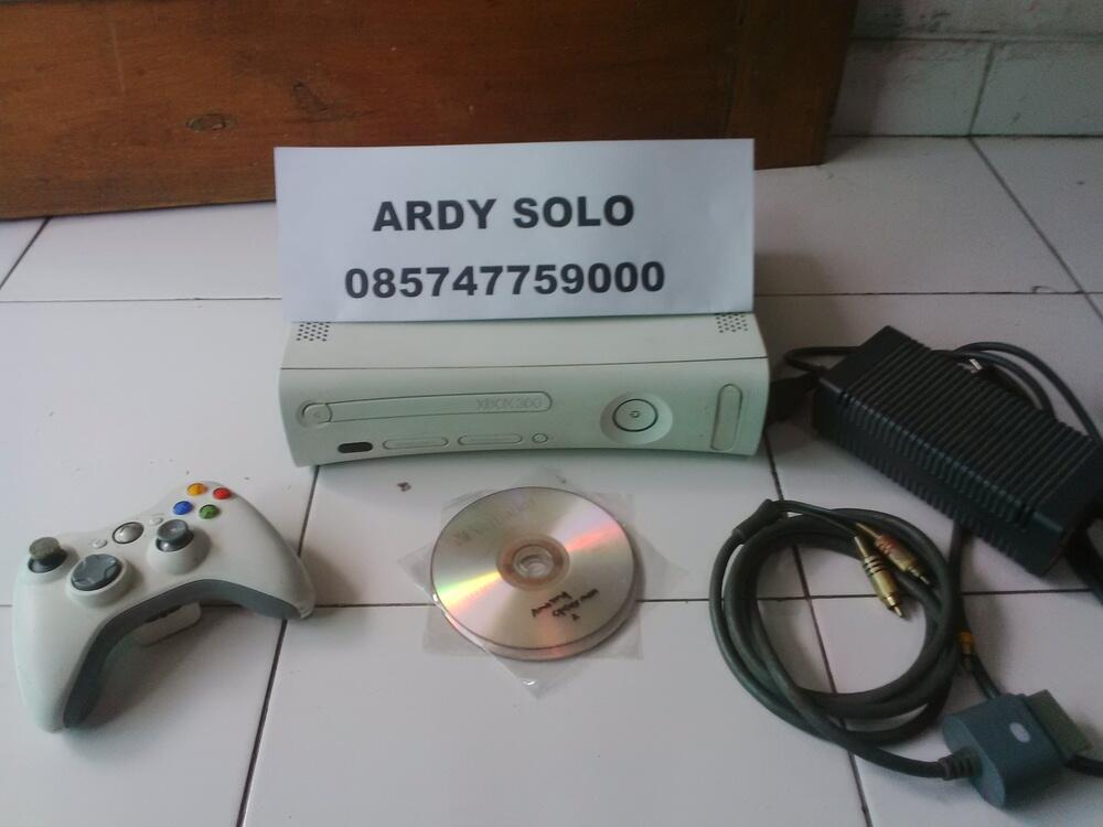 XBOX 360 JASPER WHITE LT3 + GAME