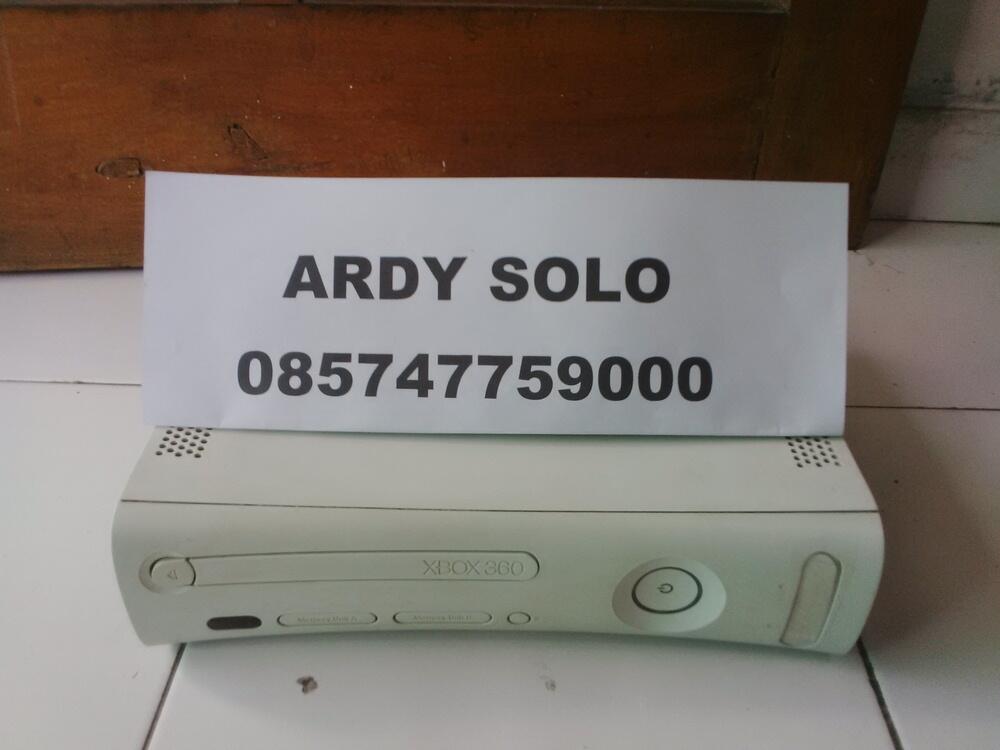 XBOX 360 JASPER WHITE LT3 + GAME