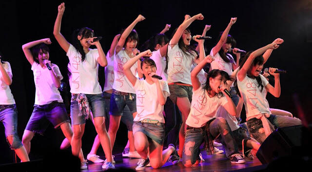 Mana &#91;B&#93;TEATER&#91;/B&#93; yang Sesungguhnya