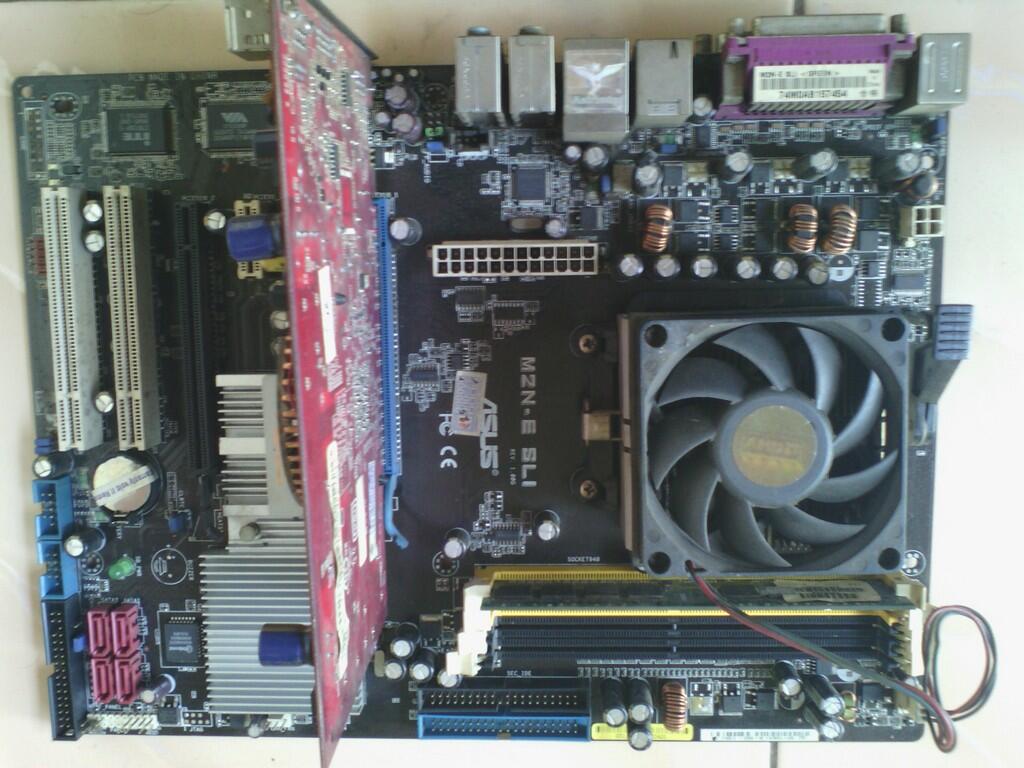 ASUS AMD M2N E SLI + X2 4400 + 1GB + 128MB PCIE