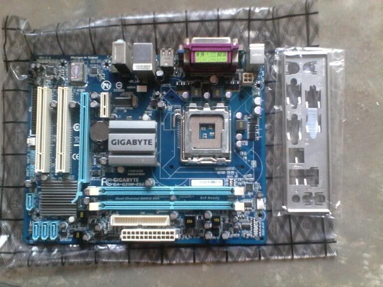 Jual Mainboard Gigabyte GA-G31M-ES2C