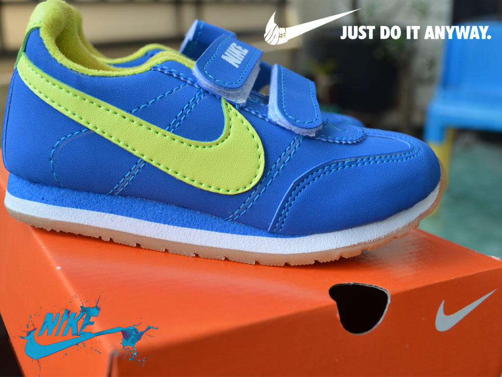 Terjual Sepatu  Nike  anak kecil KASKUS