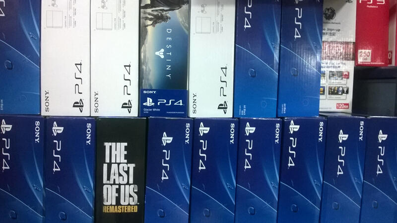 Destiny PS4 Brand New Limited Stock