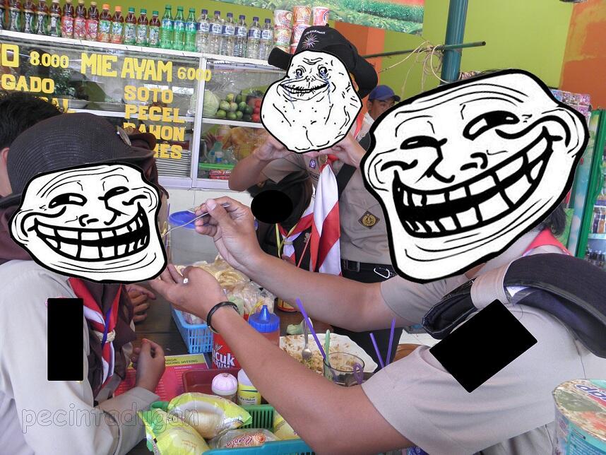 CINTA SEBATAS PATOK TENDA