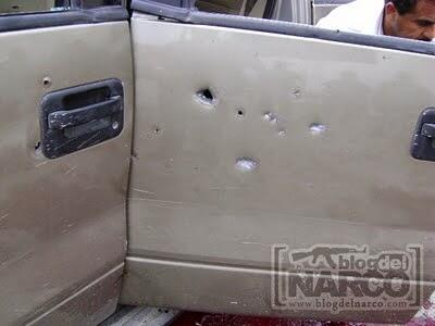 Fotos donde Policias Federales estan burlandose de ejecutado