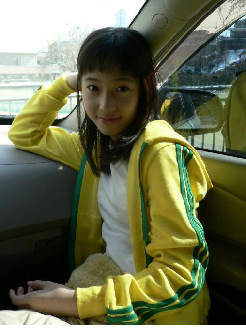Netter Puji Kecantikan Krystal f(x) Saat Kelas 5 SD