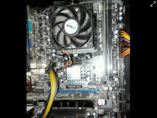 Paketan AMD MSI 740GM-P21 ( socket AM3 ) + AMD X3 455 (Box) Athlon II