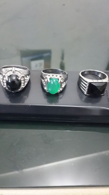 Ruby,jamrud kalimantan,swis topas,yaman,lapis lazuli,dll
