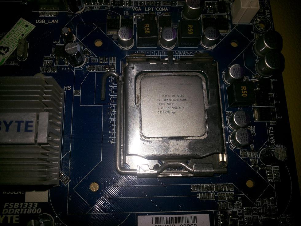 Paketan Gigabyte G31 + Dualcore (Murmer)