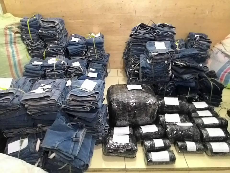 Polo+Hoodie American Eagle,Jegging Freddy,Celana Panjang GAP,Kaos Under Armour Ori