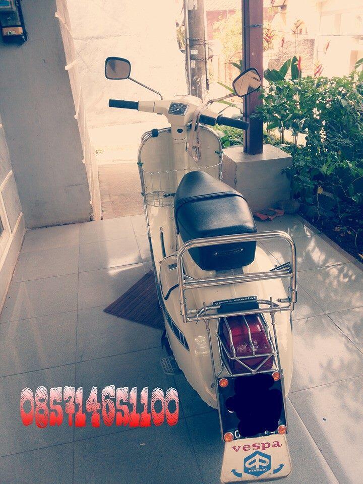 Vespa P100TS/PTS 100/SPECIAL orisinil tangan pertama warna putih pabrik istimewa!