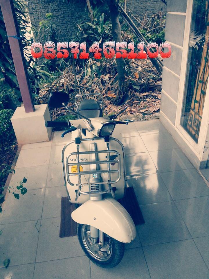 Vespa P100TS/PTS 100/SPECIAL orisinil tangan pertama warna putih pabrik istimewa!