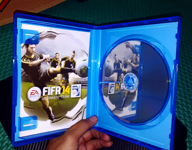 jual game ps4,full step satria fu dan sepatu futsal