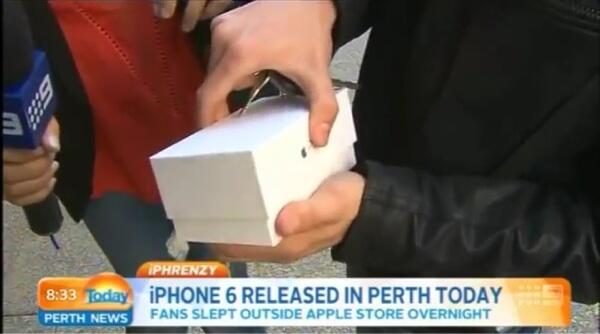 Iphone 6 pertama yg laku di perth,ngakak gan!!